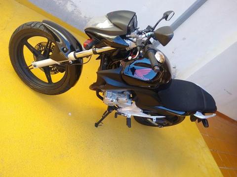 Cb 300 novissima - 2011