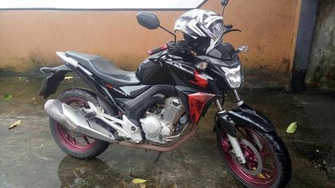 Vendo um cb Twister 250 - 2016