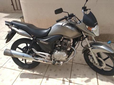 Vendo Moto Honda - 2010