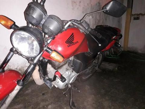 Moto $4,300 - 2011