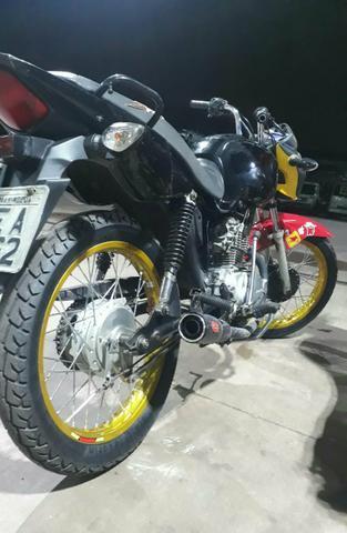 Troco a descarga da minha fan na original dela