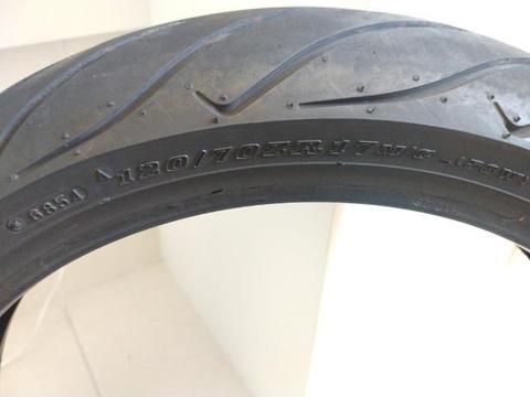 Pneu Dunlop 180/55 R17 e 120/70 R17