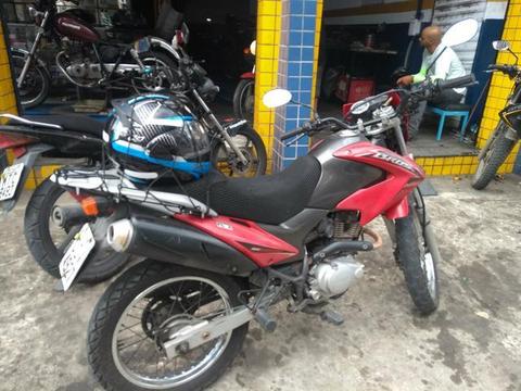 Vendo moto Honda Bros ano 2011 - 2011