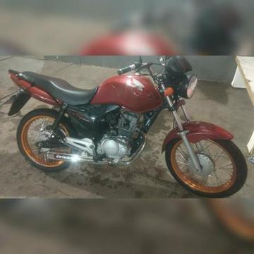 Vendo essa linda fam 150 em dias no ponto de transferência meu número 991559944 - 2013