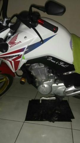 Vendo com urgência quitada motivo de doença - 2016