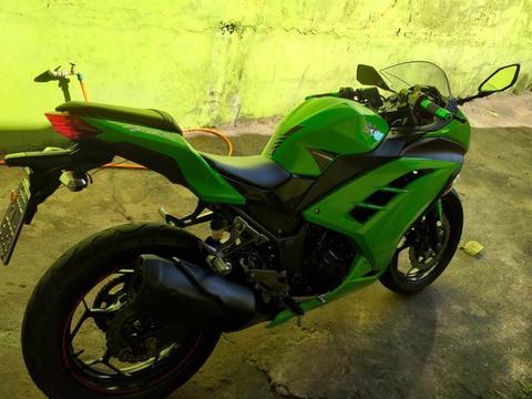 Ninja 300 edição especial freio ABS - 2015