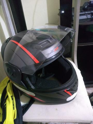 Capacete pro Tork G6(com cheiro de novo!)