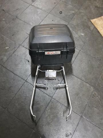 Baú Givi com bagageiro para CG 125