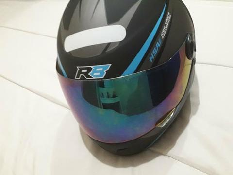 Capacete moto em entregado