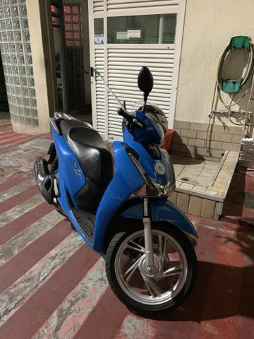 Sh Honda 150 único dono chave cópia e manual 2 pneus ok e toda revisada - 2017