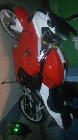 Moto para vende o troca - 2011