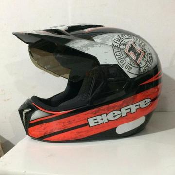 Vendo capacete bieffe