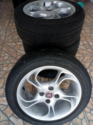 Rodas e pneus