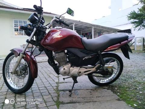 Honda CG Fan ESDi Bordo - 2012