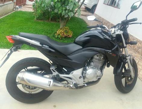 Cb 300r 2013 preta 20000km - 2013