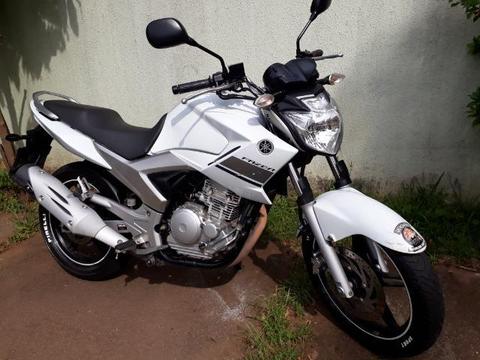 Yamaha Fazer 250 2014 Branca Perfeito Estado - 2014