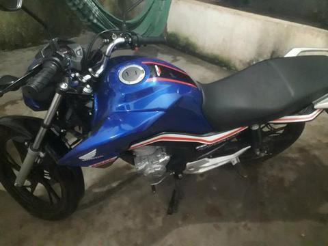Troco essa titan 160 por carro ano 2012 - 2018
