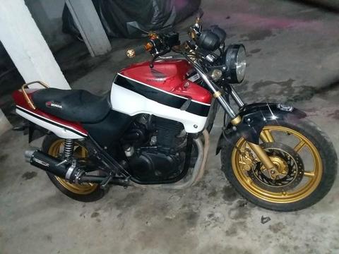 Vendo cb500 ano 2000 .$12.000,00 - 2000