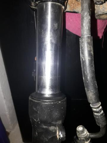 Vendo uma suspensão de xre