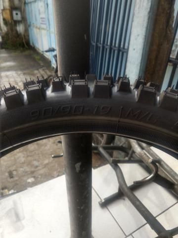 Pneu 90-90 19 VIPAL