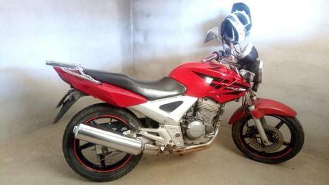 Vende -se moto cbx250 twister - 2008