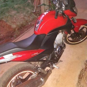 Vendo cb300 - 2010