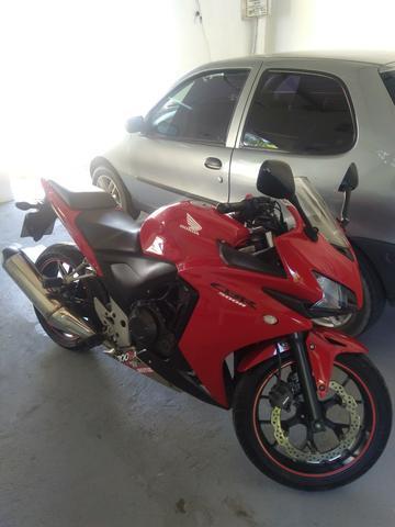 Honda CBR500R IMPECÁVEL (Leia o anúncio) - 2014