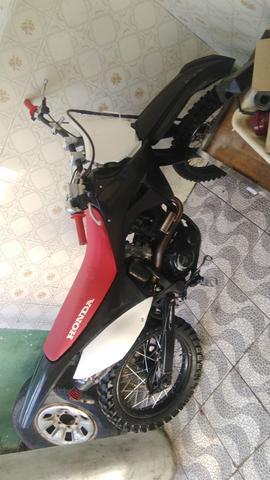 Crf 230f bem conservada - 2013