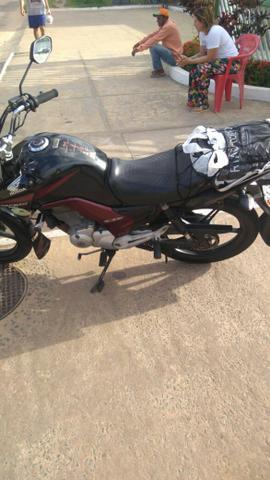 Vendo moto CG Titan 4.500 - 2014