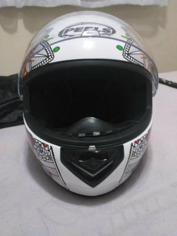 Vendo capacete novinho tamanho 58
