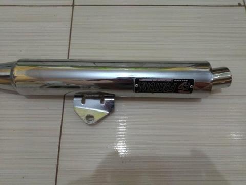 Vendo ou troco por protetor do tanque da Fan 160