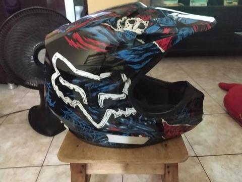 Capacete Fox v1