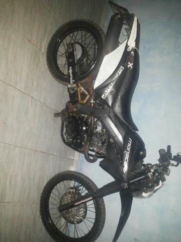 Vendo moto para interior - 2011