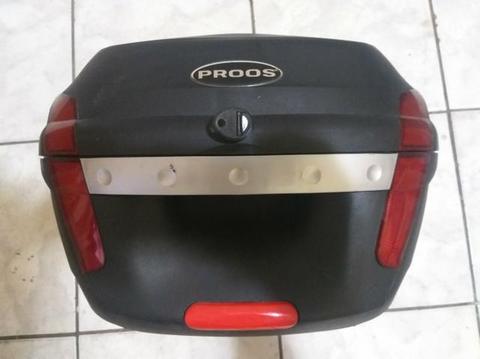 Baú / Bagageiro PROOS para 1 capacete. ,00