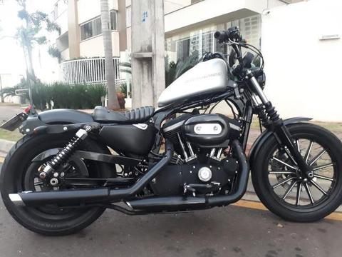Harley Iron 883 customizada - 2010