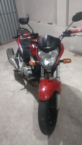 Vendo cb 300 - 2011