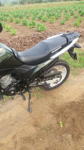 Vendo ou troco xre 190 - 2016