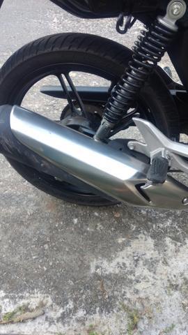 Vendo peças de moto ( contém alguns arranhões)