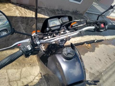 Moto Yamaha XT 225 - 1998