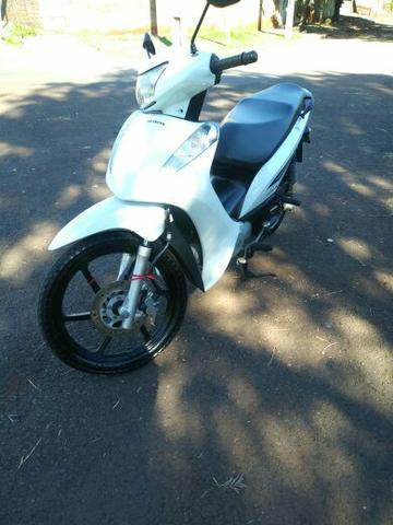 Biz branca troco por fan ou titan 160 - 2014