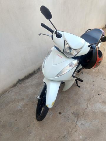 Vendo Honda Biz 125 EX - 2015