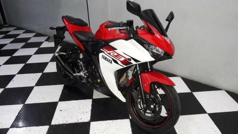 Vendo yamaha r3 2016 novissima - 2016
