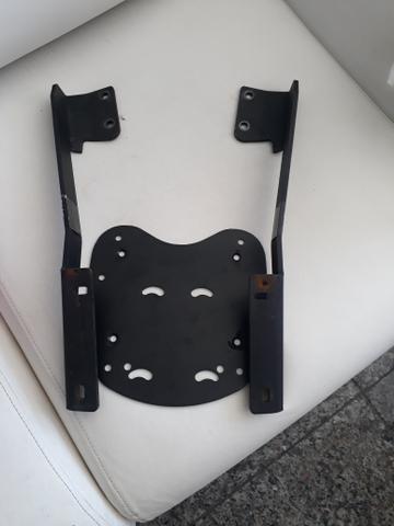 Suporte para baú de moto 250cc ano 2018