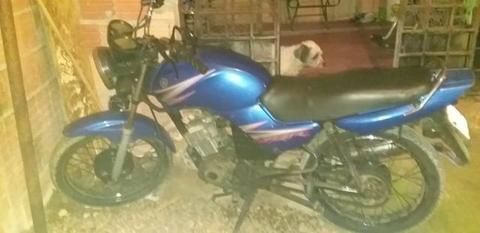 Vendo essa moto - 2001