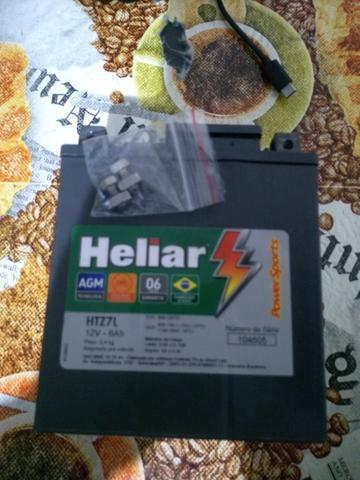 Vendo . Bateria de Moto Heliar 6Ah Nova