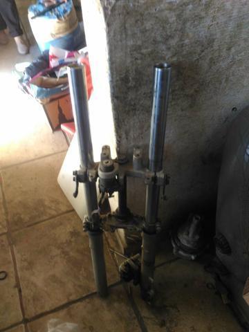 Frente XT 225, PINÇA