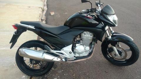 Cb 300 2011 - 2011