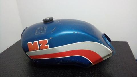 Peças de moto alemã MZ 250RS e MZ250RSJ