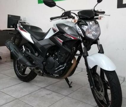 Yamaha fazer 250 2018 (perfeita para aplicativos) - 2018