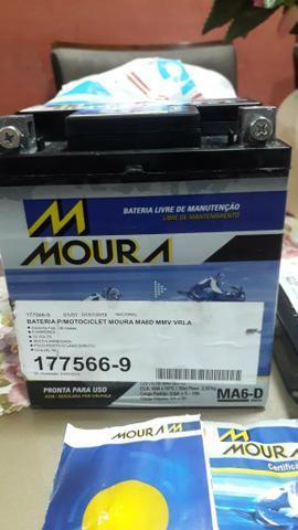 Vendo bateria Moura pra moto